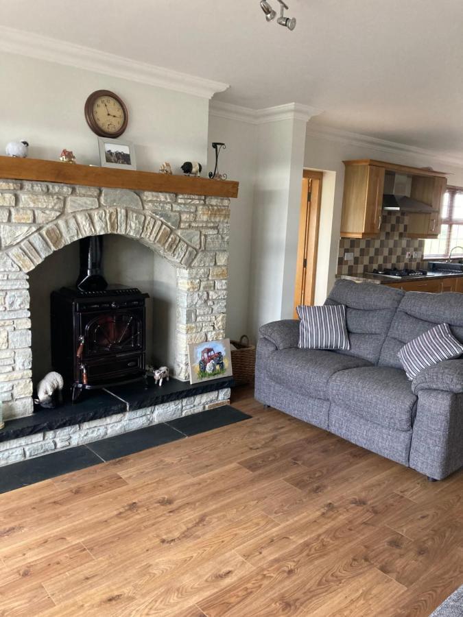 הוילה קאסלוולאן Hillhead Country Retreat מראה חיצוני תמונה